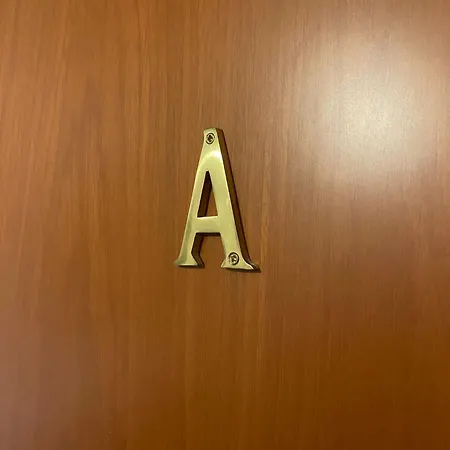 Hlux Oi Affiₜₜacaₘere Pensionat Piacenza