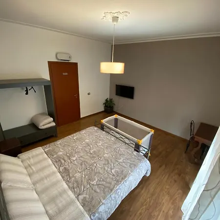 Hlux Oi Affiₜₜacaₘere Gasthof Piacenza