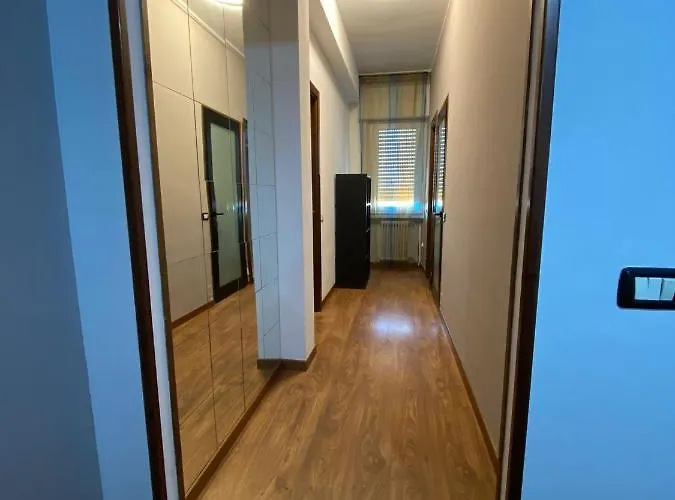 Hlux Oi Affiₜₜacaₘere בית הארחה *