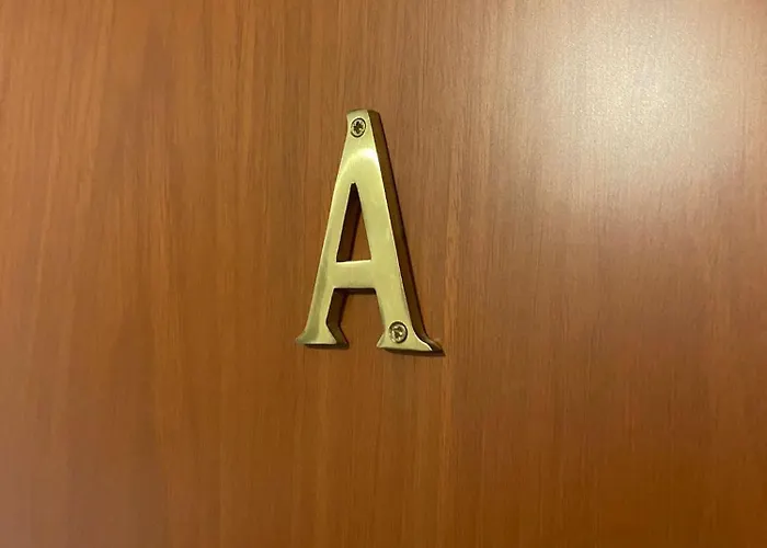 Hlux Oi Affiₜₜacaₘere Konukevi Piacenza